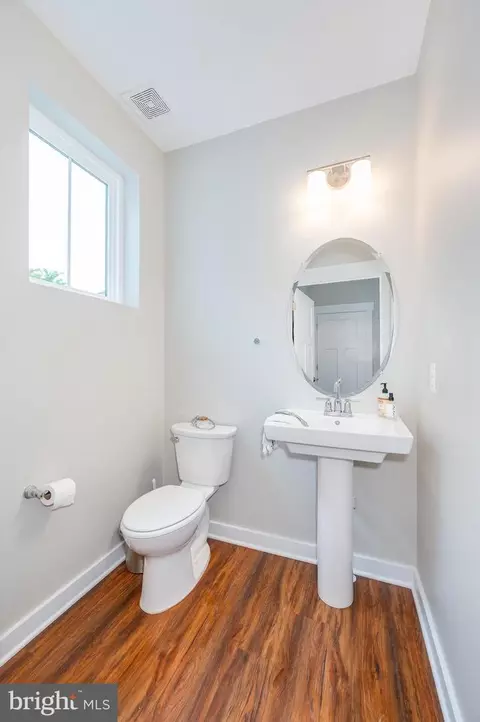 Bath - 1006 Furgeson Ln, Frederick, MD 21702 photo 1 of 2