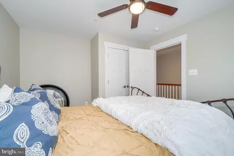 Bedroom - 1006 Furgeson Ln, Frederick, MD 21702 photo 6 of 8