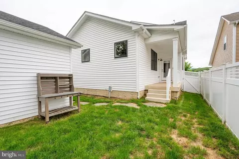 Exterior - 1006 Furgeson Ln, Frederick, MD 21702 photo 16 of 18
