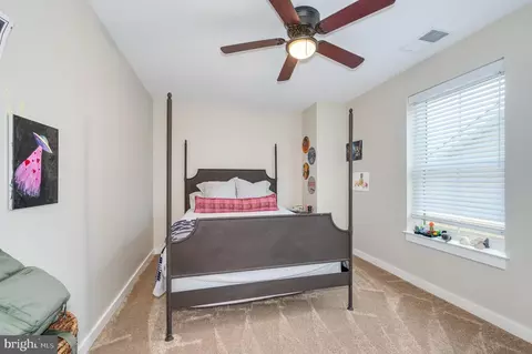 Bedroom - 1006 Furgeson Ln, Frederick, MD 21702 photo 7 of 8
