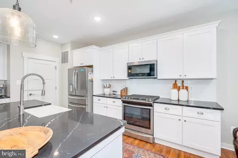 Kitchen - 1006 Furgeson Ln, Frederick, MD 21702 photo 4 of 4