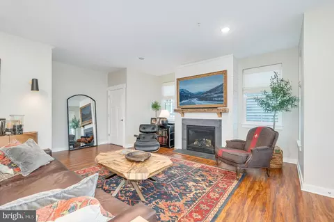 Living - 1006 Furgeson Ln, Frederick, MD 21702 photo 1 of 4