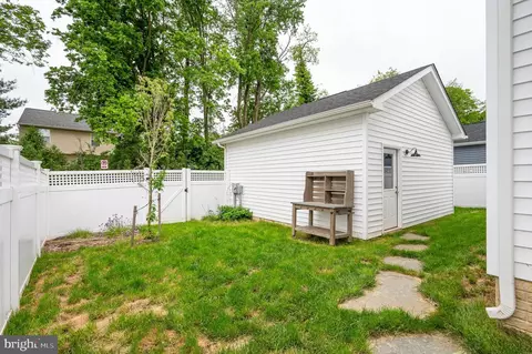 Exterior - 1006 Furgeson Ln, Frederick, MD 21702 photo 13 of 18