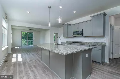 1502 Crampton St, Brunswick, MD 21716 photo 6