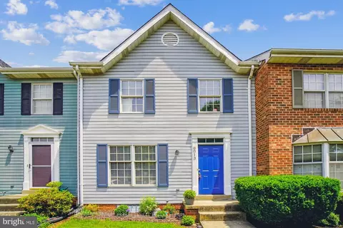 8013 Waterview Ct, Frederick, MD 21701