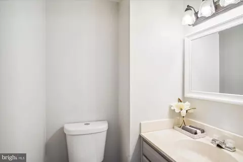 8013 Waterview Ct, Frederick, MD 21701 photo 25