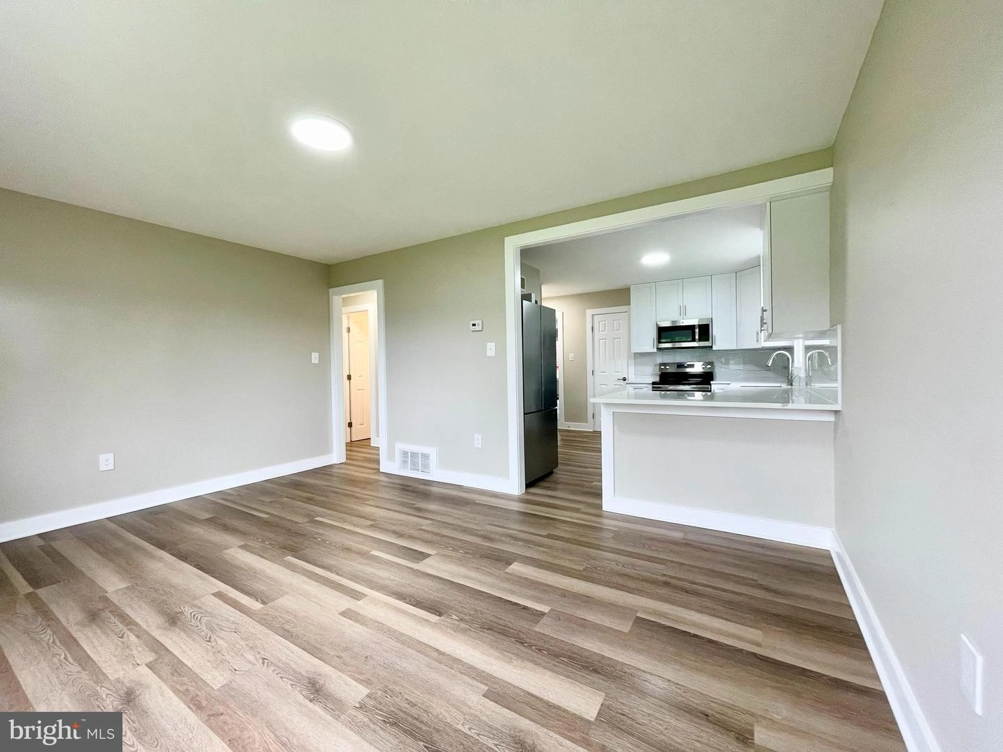 Living - 514 Military Rd, Frederick, MD 21702 photo 1 of 5