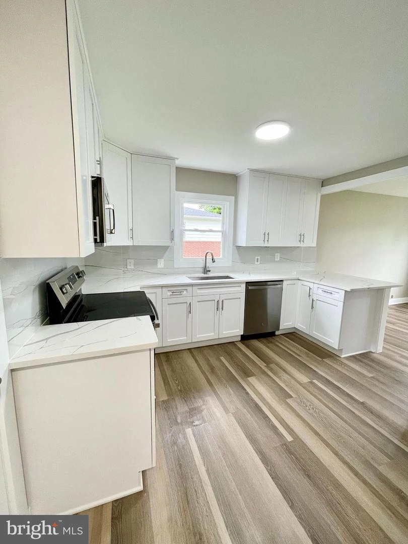 Kitchen - 514 Military Rd, Frederick, MD 21702 photo 4 of 4