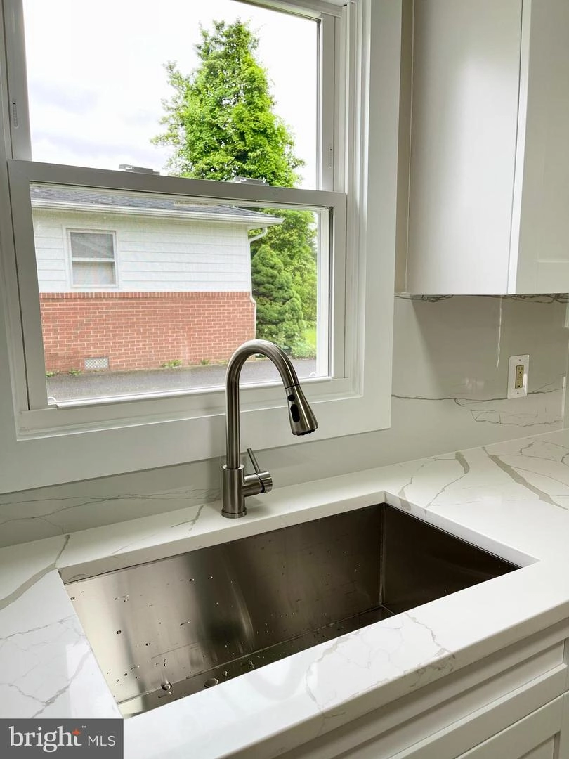 Kitchen - 514 Military Rd, Frederick, MD 21702 photo 3 of 4