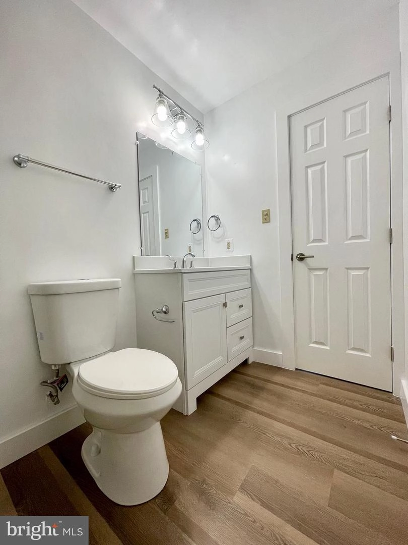 Bath - 514 Military Rd, Frederick, MD 21702 photo 2 of 3
