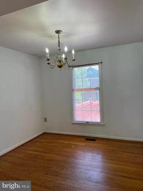 2406 Dunmore Ct, Frederick, MD 21702 photo 7
