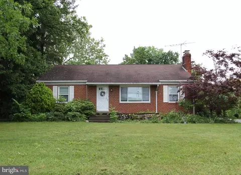 8540 Fingerboard Rd, Frederick, MD 21704