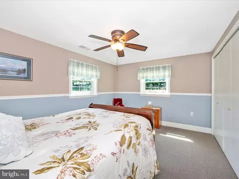 Bedroom - 8111 Broadview Dr, Frederick, MD 21701 photo 9 of 9