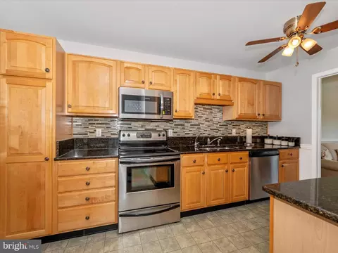 Kitchen - 8111 Broadview Dr, Frederick, MD 21701 photo 4 of 5