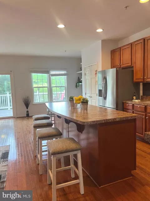 Kitchen - 2065 Spring Run Cir, Frederick, MD 21702 photo 2 of 8