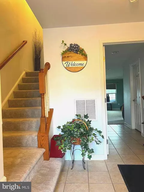 Entry Way - 2065 Spring Run Cir, Frederick, MD 21702 photo 1 of 6