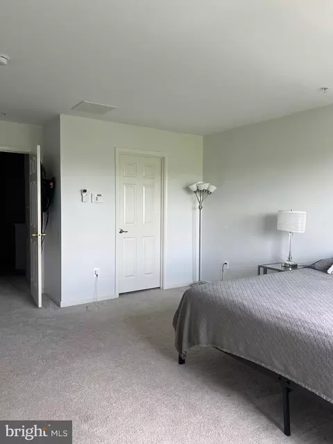 Bedroom - 2065 Spring Run Cir, Frederick, MD 21702 photo 3 of 4