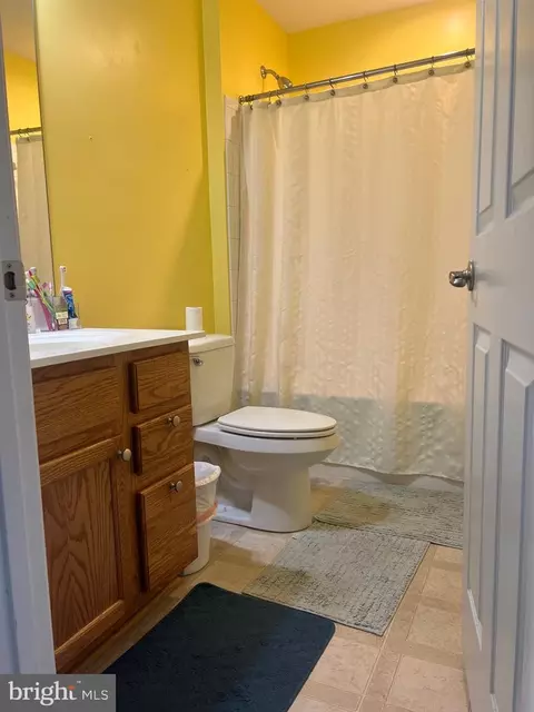 Bath - 2065 Spring Run Cir, Frederick, MD 21702 photo 5 of 5