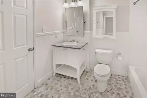 Bath - 1733 Heather Ln, Frederick, MD 21702 photo 2 of 2