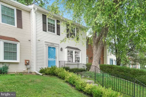 Exterior - 1733 Heather Ln, Frederick, MD 21702 photo 11 of 14