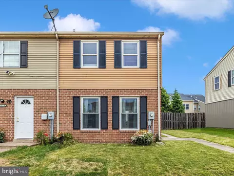 Exterior - 1133 Providence Ct, Frederick, MD 21703 photo 4 of 14