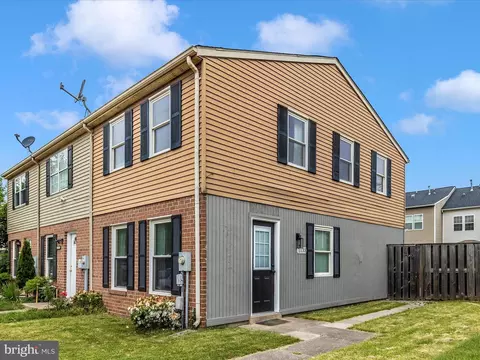 1133 Providence Ct, Frederick, MD 21703