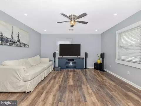 448 Carrollton Dr, Frederick, MD 21701 photo 5