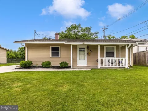448 Carrollton Dr, Frederick, MD 21701