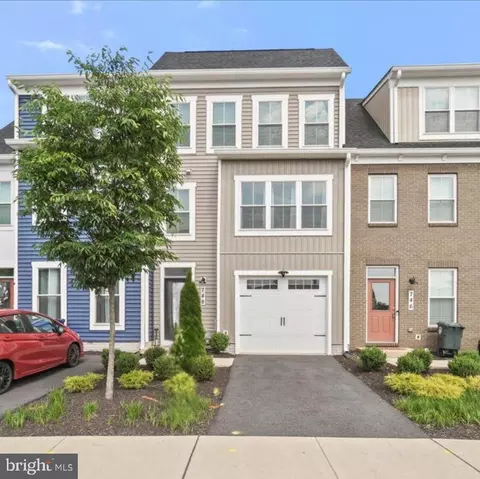 748 7 Tatum Ct, Frederick, MD 21702