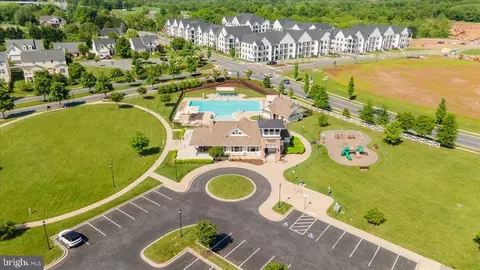 View/Area - 2056 Chamberlain Dr, Frederick, MD 21702 photo 3 of 10