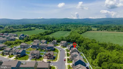 View/Area - 2056 Chamberlain Dr, Frederick, MD 21702 photo 9 of 10