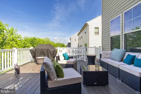 Exterior - 2056 Chamberlain Dr, Frederick, MD 21702 photo 5 of 10
