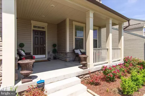 Exterior - 2056 Chamberlain Dr, Frederick, MD 21702 photo 2 of 10