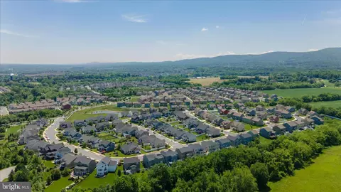 View/Area - 2056 Chamberlain Dr, Frederick, MD 21702 photo 8 of 10