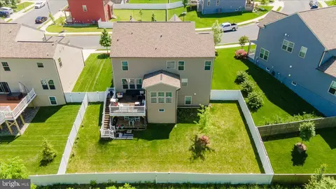 View/Area - 2056 Chamberlain Dr, Frederick, MD 21702 photo 1 of 10