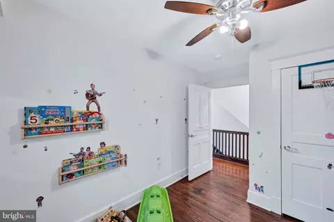 Entry Way - 499 E Church St E, Frederick, MD 21701 photo 5 of 8