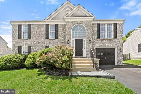 1726 Canal Run Dr, Point Of Rocks, MD 21777