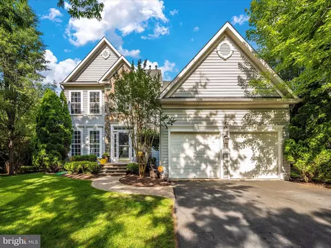 Exterior - 1707 Dearbought Dr, Frederick, MD 21701 photo 14 of 15