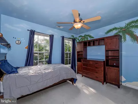 Bedroom - 1707 Dearbought Dr, Frederick, MD 21701 photo 5 of 6