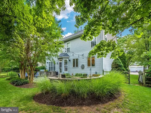 Exterior - 1707 Dearbought Dr, Frederick, MD 21701 photo 7 of 15