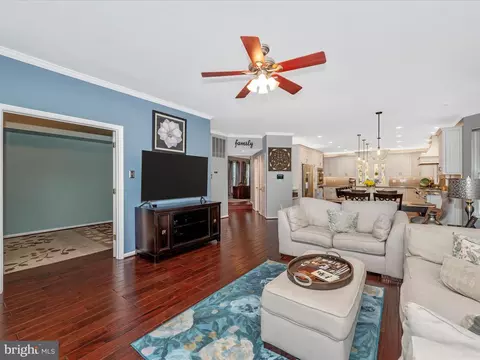 Living - 1707 Dearbought Dr, Frederick, MD 21701 photo 2 of 2