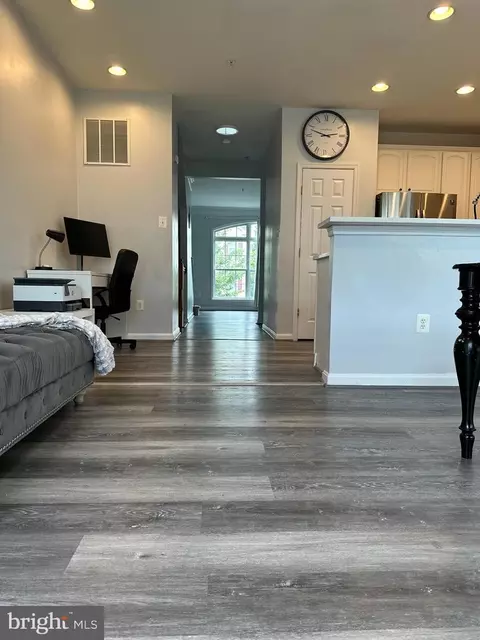 Entry Way - 3511 Ward Ln, Frederick, MD 21704 photo 3 of 11