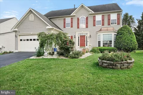 1674 Wheyfield Dr, Frederick, MD 21701 photo 2