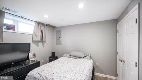 Bedroom - 2243 Wetherburne Way, Frederick, MD 21702 photo 4 of 4