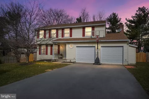 1339 Mulberry Ct, Frederick, MD 21703 photo 2