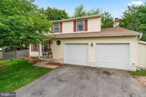 1339 Mulberry Ct, Frederick, MD 21703 photo 4