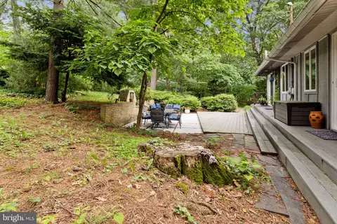 Exterior - 8623 Pinecliff Dr, Frederick, MD 21704 photo 18 of 28