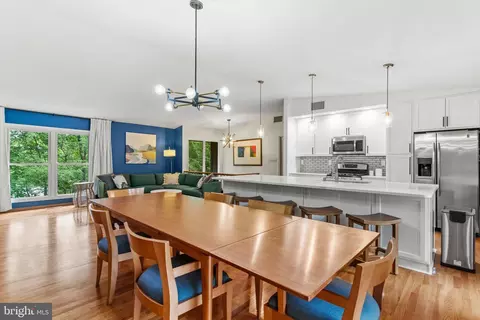 Dining - 8623 Pinecliff Dr, Frederick, MD 21704 photo 4 of 8