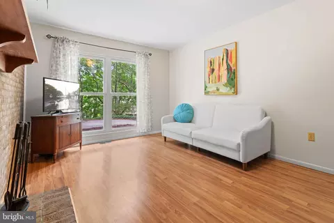 Living - 8623 Pinecliff Dr, Frederick, MD 21704 photo 3 of 7