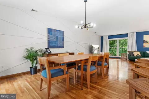 Dining - 8623 Pinecliff Dr, Frederick, MD 21704 photo 3 of 8